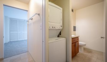 1160 Ala Napunani St 1105, Honolulu, HI 96818