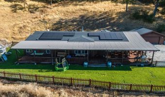 1560 Pinto Dr, Angels Camp, CA 95222