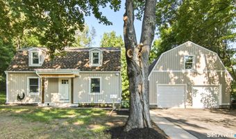 16 Deepwood Dr, Cheshire, CT 06410