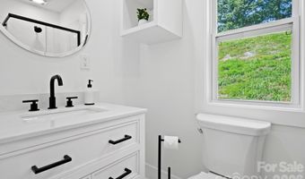 8 10 George Allen Rdg A & B, Arden, NC 28704