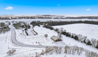 379501 N SHORE Dr, Aberdeen, SD 57401