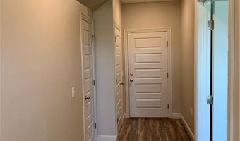9223 Ra Young Jr Dr, Barling, AR 72923