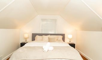 1037 16TH St S, Arlington, VA 22202