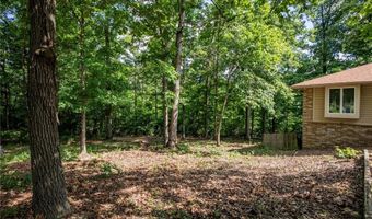 8 Ashton Ln, Bella Vista, AR 72715