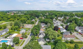 385 Essex St, Bangor, ME 04401