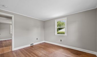 27 Lathrop Dr, Coventry, CT 06238