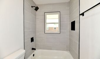 1005 Cardinal Way, Anderson, IN 46011