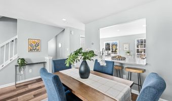 6208 LES DORSON Ln, Alexandria, VA 22315