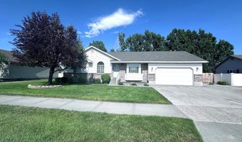 3951 S Summerwood Ln, Ammon, ID 83406