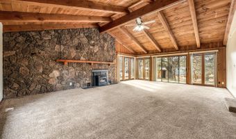 62255 Wallace Rd, Bend, OR 97701