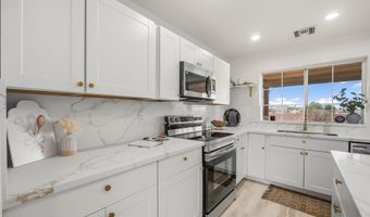 2484 Park Ridge Ave, Bullhead City, AZ 86429