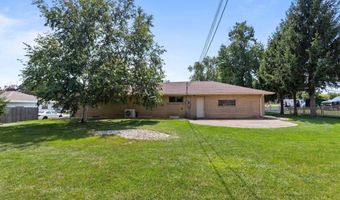 630 W CAPITOL Dr, Appleton, WI 54911
