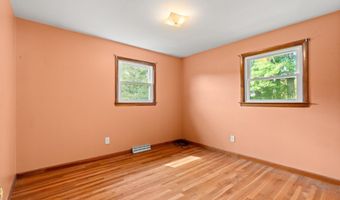 9 Pine Acres Rd, Allenstown, NH 03275