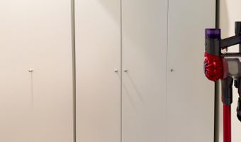 2856 RIDINGTON Rd, Ann Arbor, MI 48105