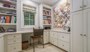 106 E Idler Ave, Beverly Shores, IN 46301