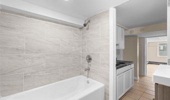 12 Homestead Pl, Branford, CT 06405