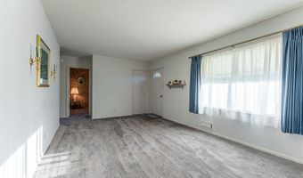 31 Garden Cir, Babbitt, MN 55706