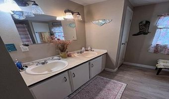111 Balsam St, Buffalo, WY 82834