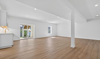 861 N MANCHESTER St, Arlington, VA 22205
