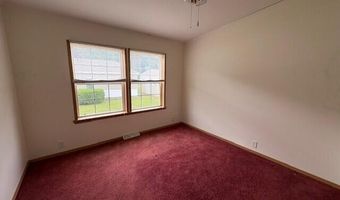18 Heather Ln, Alfred, ME 04002