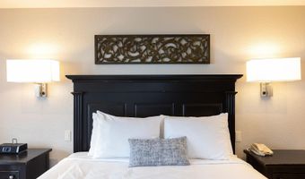 210 Offerson Rd R-119 Wk 4, Beaver Creek, CO 81620
