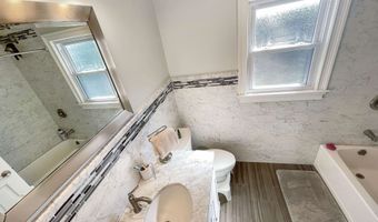 63 COTTAGE St, Bayonne, NJ 07002