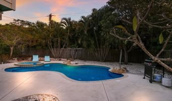 313 MAGNOLIA Ave, Anna Maria, FL 34216