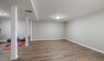 111 Hurstland Dr, Bardstown, KY 40004