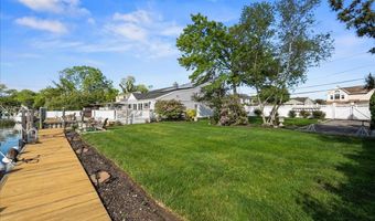 11 Stuart Ave, Amityville, NY 11701