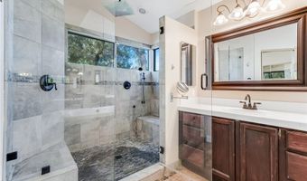 7 Crown Valley Dr, Henderson, NV 89074