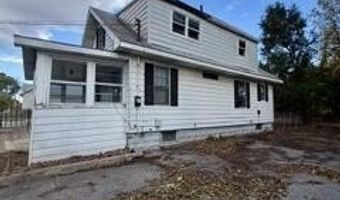 5 Lockrow Blvd, Albany, NY 12205