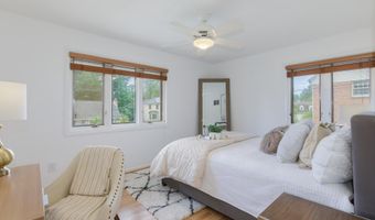 6337 LENOX Rd, Bethesda, MD 20817
