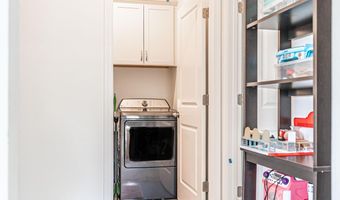 59 Walkabout Dr, Aberdeen, NC 28315
