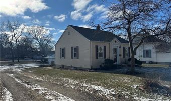 107 W Walnut St, Anamosa, IA 52205