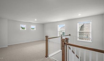 5013 Dezola St, Apex, NC 27539