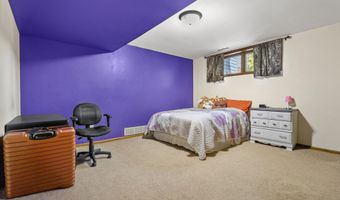 111 NE 15th Ave, Aberdeen, SD 57401