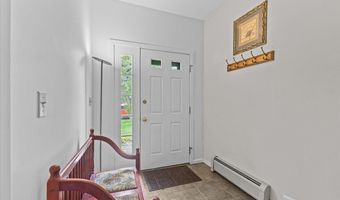 30 Eastman Farm Rd 30, Burlington, VT 05408