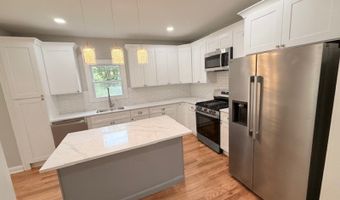 68 Grant St, Andover, NJ 07801