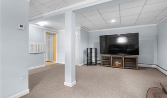 150 Marlow St, Cranston, RI 02920