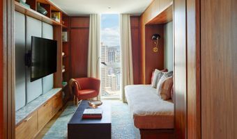 2139 Kuhio Ave Ph-A, Honolulu, HI 96815