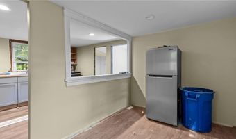 51 Knotty Oak Shr, Coventry, RI 02816