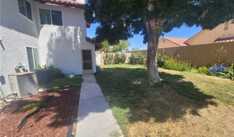 12310 Iroquois Rd, Apple Valley, CA 92308
