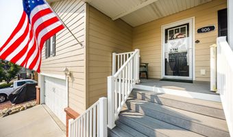 906 Delaware Dr, Buffalo, WY 82834