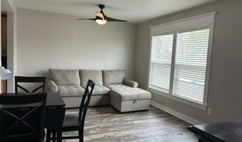 1010 N Jefferson St, Ava, MO 65608