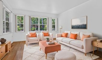 20 Valley Stream Pl, Barnegat, NJ 08005