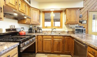 105 Pine Ln, Adirondack, NY 12808