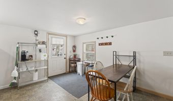 3 Cross St, Augusta, ME 04330