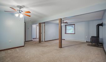 2205 Marquette Dr, Blakeslee, PA 18610