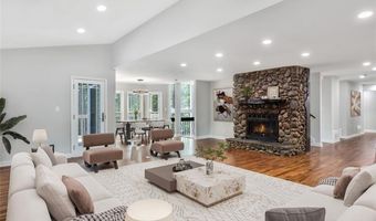 100 Little Ridge Rd, Berkeley Lake, GA 30096