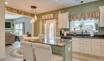 211 Luxborough Ct, Aiken, SC 29801